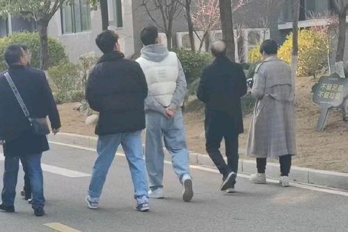 学校吃瓜事件网红,吃瓜事件引爆网红热潮  第3张